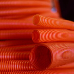 Tubería y Poliductos